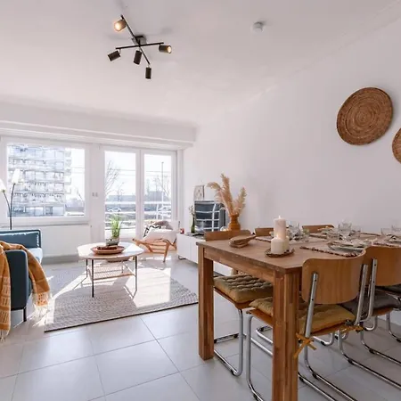 Appartement Huswell - Lovely, Sunny Flat Just Near The And The Sea