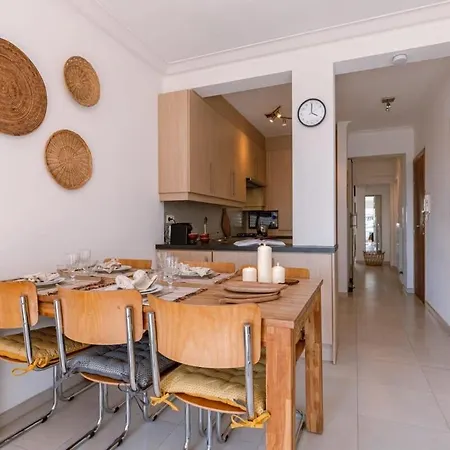 Huswell - Lovely, Sunny Flat Just Near The And The Sea Ostende